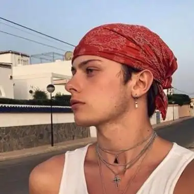 6686体育平台铜牌作者Alec