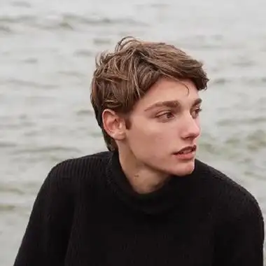 6686体育平台铜牌作者Howard