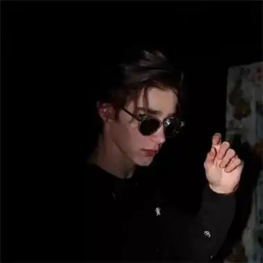 6686体育平台金牌作者Violetta