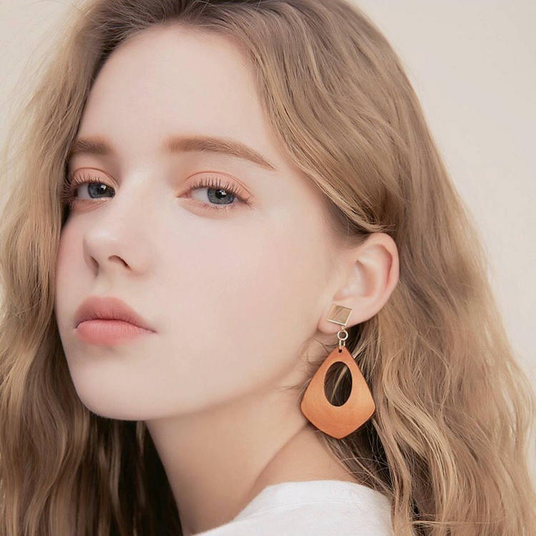 6686体育平台铁牌作者半岛弥音