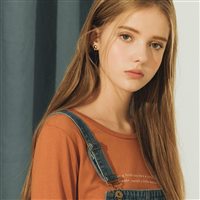 6686体育平台铁牌作者Finian