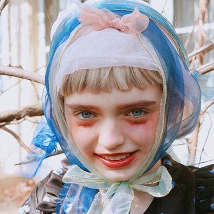 6686体育平台铁牌作者Avery