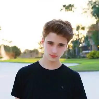 6686体育平台银牌作者Ezra