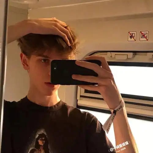 6686体育平台铁牌作者Hunter